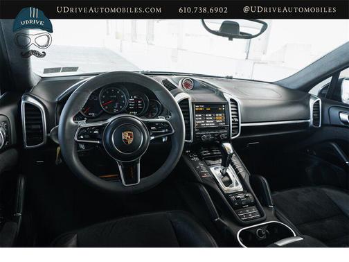 2016 Porsche Cayenne GTS
