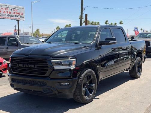 Diamond Black Crystal Pearlcoat 2019 RAM 1500 Big Horn