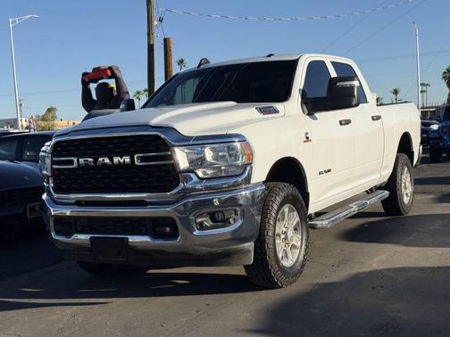 2024 RAM 2500 Big Horn Crew Cab 4x4 6'4' Box