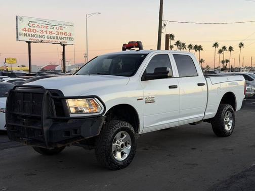 2018 RAM 2500 Tradesman Crew Cab 4x4 6'4' Box