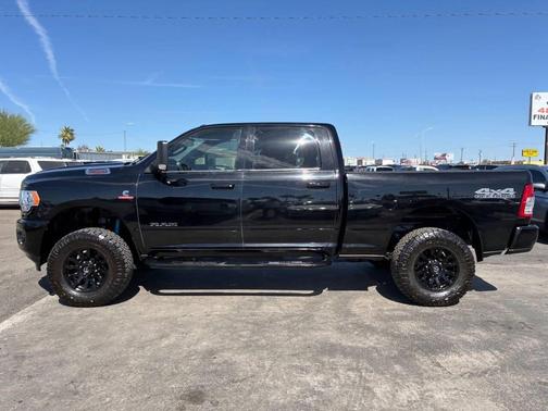 Diamond Black Crystal Pearlcoat 2019 RAM 2500 Big Horn Crew Cab 4x4 6'4' Box