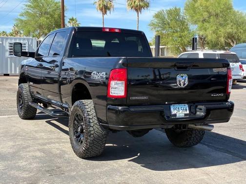 Diamond Black Crystal Pearlcoat 2019 RAM 2500 Big Horn Crew Cab 4x4 6'4' Box