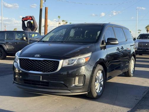 2017 Kia Sedona LX