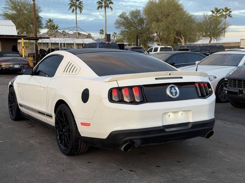 2012 Ford Mustang V6 Premium
