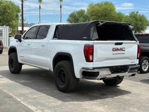 Summit White 2020 GMC Sierra 1500 SLE