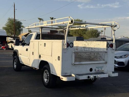 2005 Chevrolet Silverado 2500 Work Truck