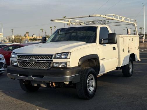 2005 Chevrolet Silverado 2500 Work Truck