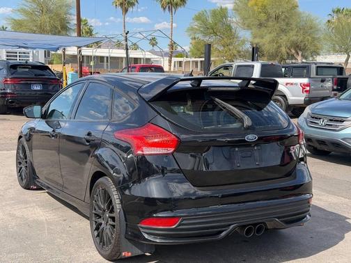 Shadow Black 2016 Ford Focus ST