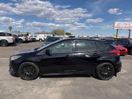 Shadow Black 2016 Ford Focus ST