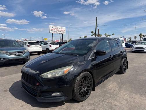 Shadow Black 2016 Ford Focus ST