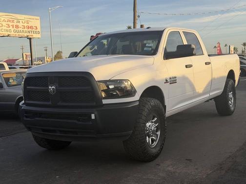 2018 RAM 2500 Tradesman Crew Cab 4x4 8' Box