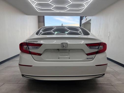 Platinum White Pearl 2020 Honda Accord Hybrid EX
