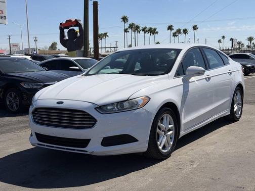2015 Ford Fusion SE