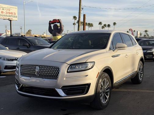 2020 Lincoln Nautilus Standard