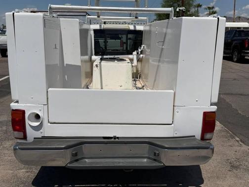 Glacier White 2019 Nissan Frontier SV