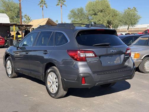 2018 Subaru Outback 2.5i Premium