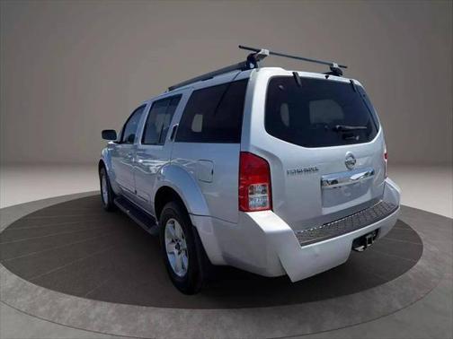 2012 Nissan Pathfinder SV