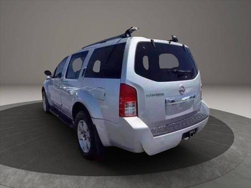 2012 Nissan Pathfinder SV