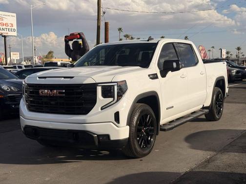 2023 GMC Sierra 1500 Elevation