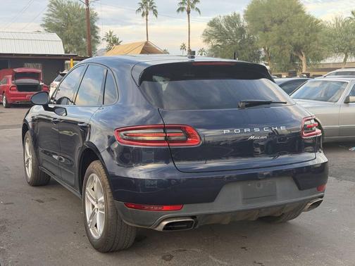 2017 Porsche Macan Base AWD 4dr SUV