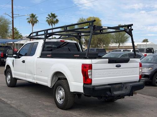 Oxford White 2022 Ford F-250 XL