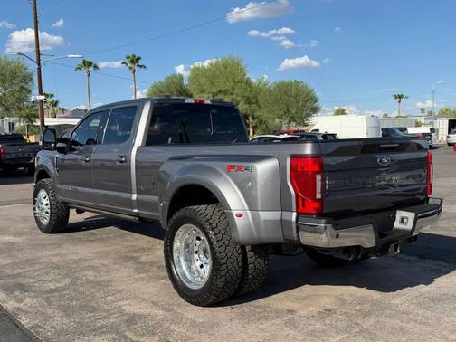 Carbonized Gray Metallic 2022 Ford F-350 Lariat