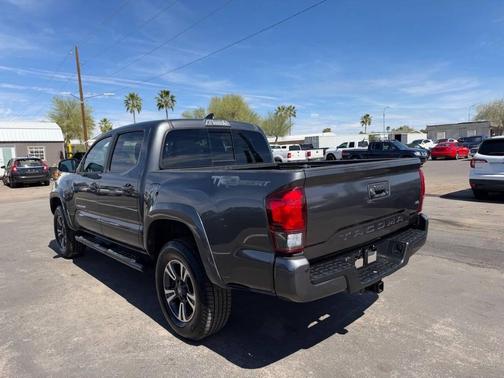 Magnetic Gray Metallic 2018 Toyota Tacoma TRD Sport