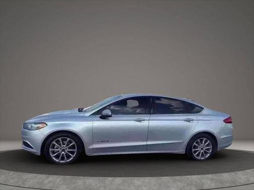2017 Ford Fusion Hybrid SE