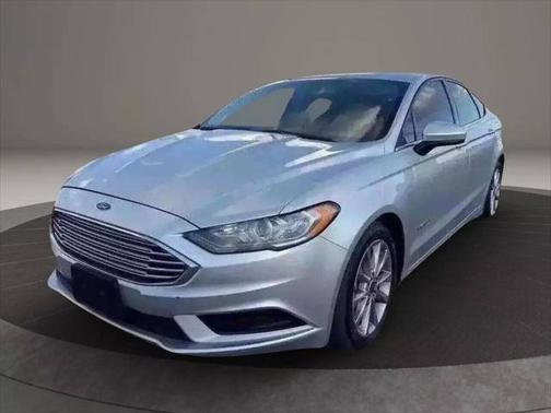 2017 Ford Fusion Hybrid SE