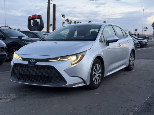 2022 Toyota Corolla Hybrid SE