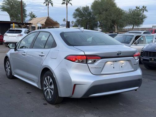 2022 Toyota Corolla Hybrid SE