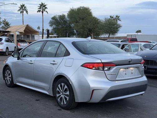 2022 Toyota Corolla Hybrid SE