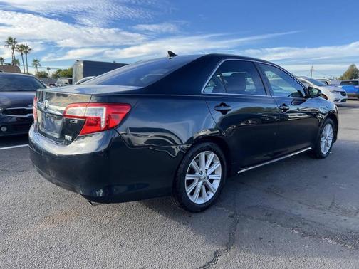2012 Toyota Camry Hybrid XLE