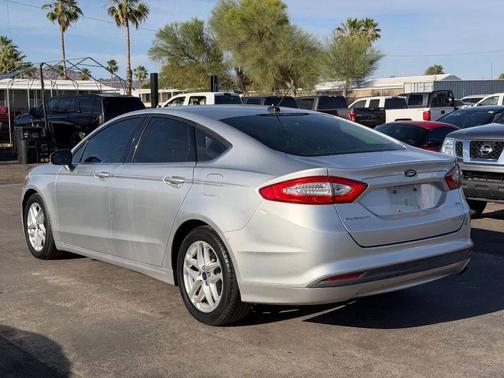 Ingot Silver Metallic 2014 Ford Fusion SE