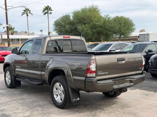 Brown 2013 Toyota Tacoma Base
