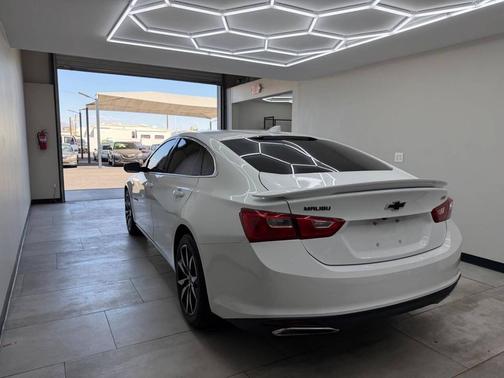 2022 Chevrolet Malibu FWD RS