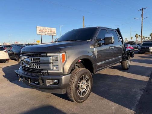 Magnetic 2017 Ford F-350 Platinum