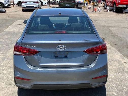 Urban Gray 2018 Hyundai Accent SE