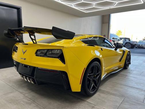 Corvette Racing Yellow Tintcoat 2019 Chevrolet Corvette ZR1