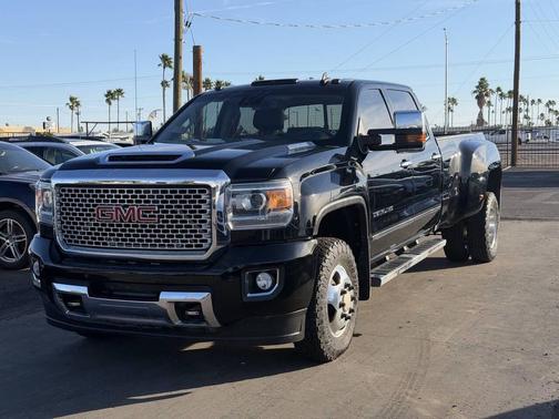 2017 GMC Sierra 3500 Denali