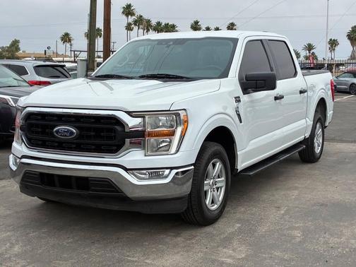 Oxford White 2021 Ford F-150 XLT