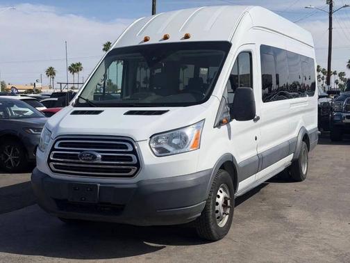 Oxford White 2018 Ford Transit-350 XLT