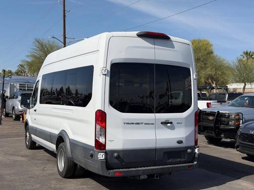 Oxford White 2018 Ford Transit-350 XLT