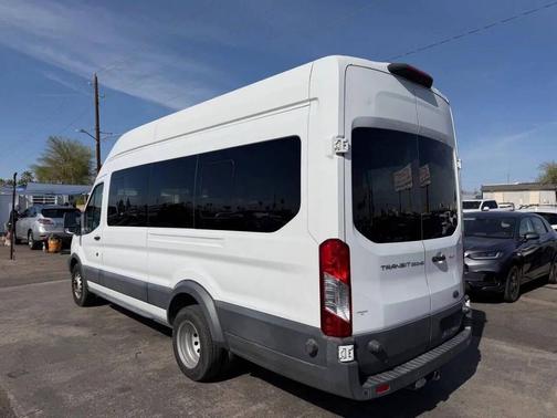 Oxford White 2018 Ford Transit-350 XLT
