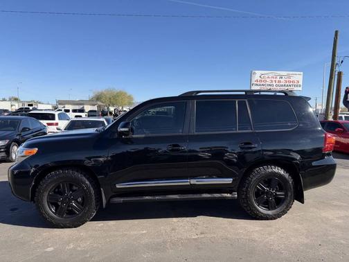 2013 Toyota Land Cruiser Base