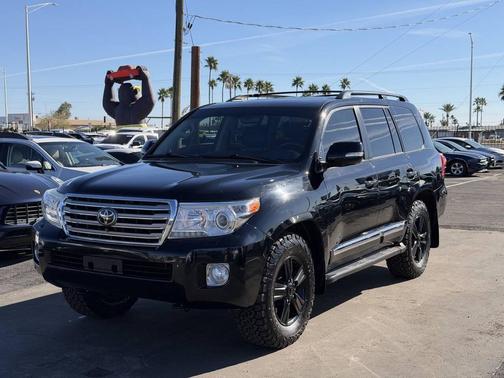 2013 Toyota Land Cruiser Base