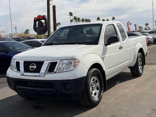Glacier White 2020 Nissan Frontier S