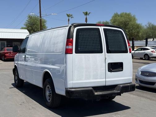 2017 Chevrolet Express 2500 Work Van
