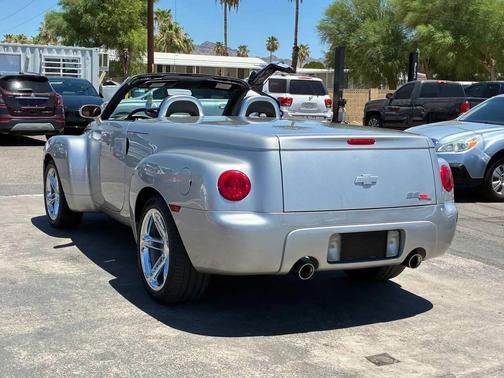 Ricochet Silver Metallic 2005 Chevrolet SSR LS 2dr Regular Cab Convertible Rwd SB