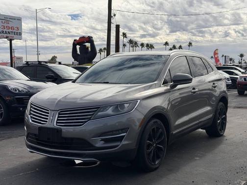 2017 Lincoln MKC Select